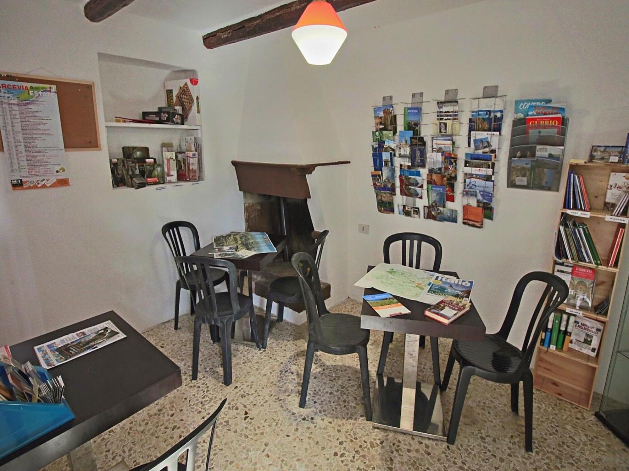 Nice Flat In Arcevia With Swimming Pool Exterior foto