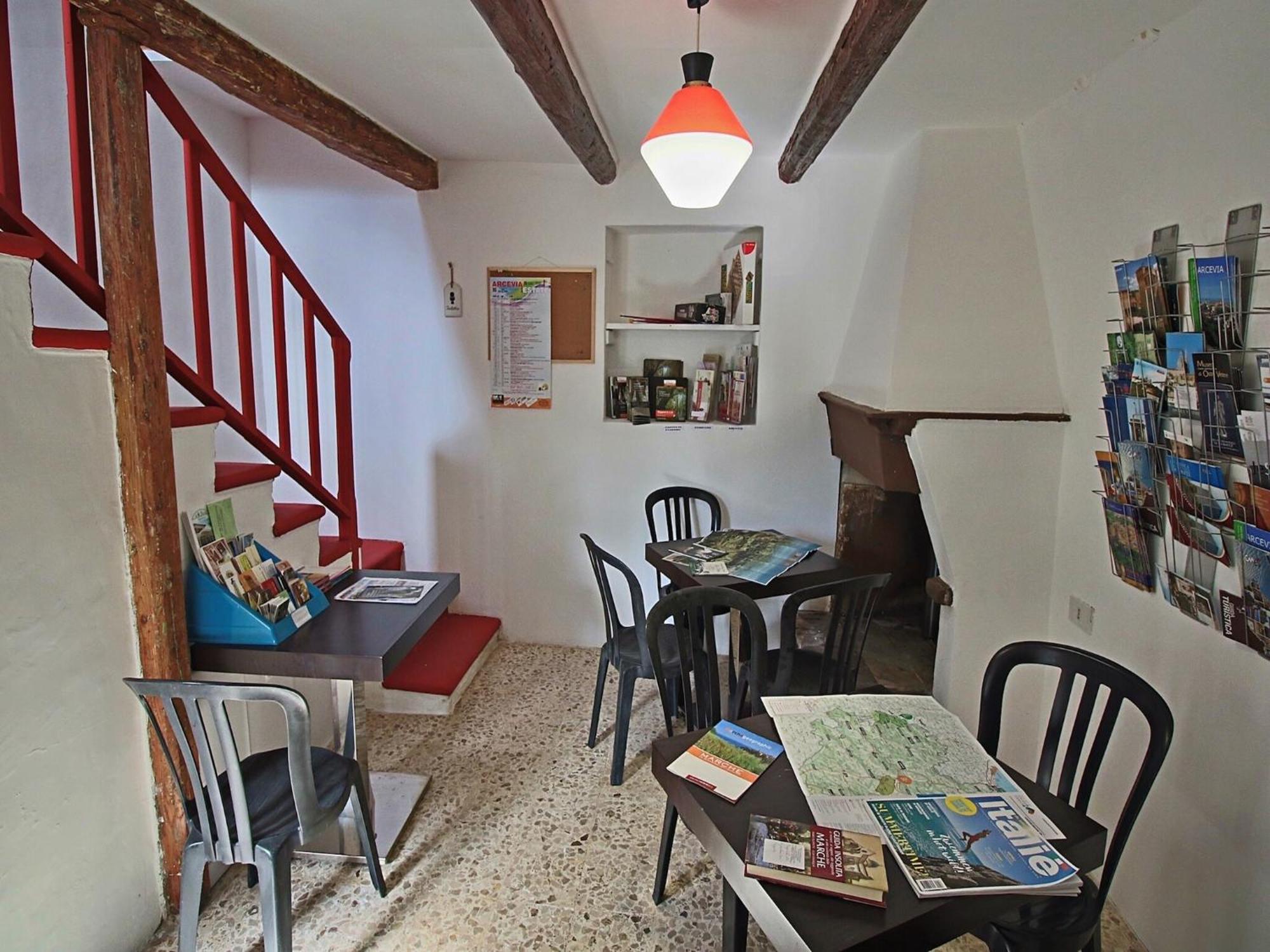 Nice Flat In Arcevia With Swimming Pool Exterior foto