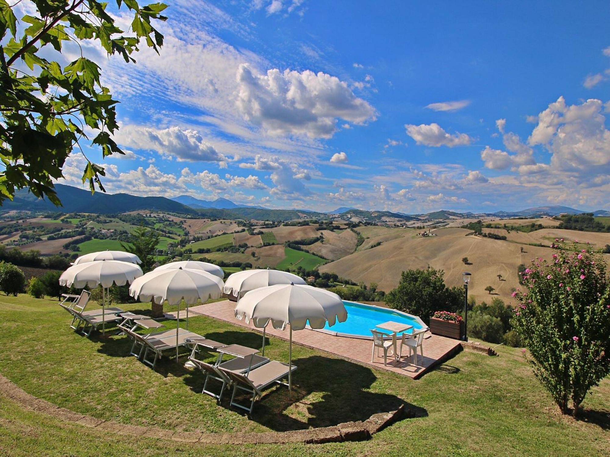 Nice Flat In Arcevia With Swimming Pool Exterior foto
