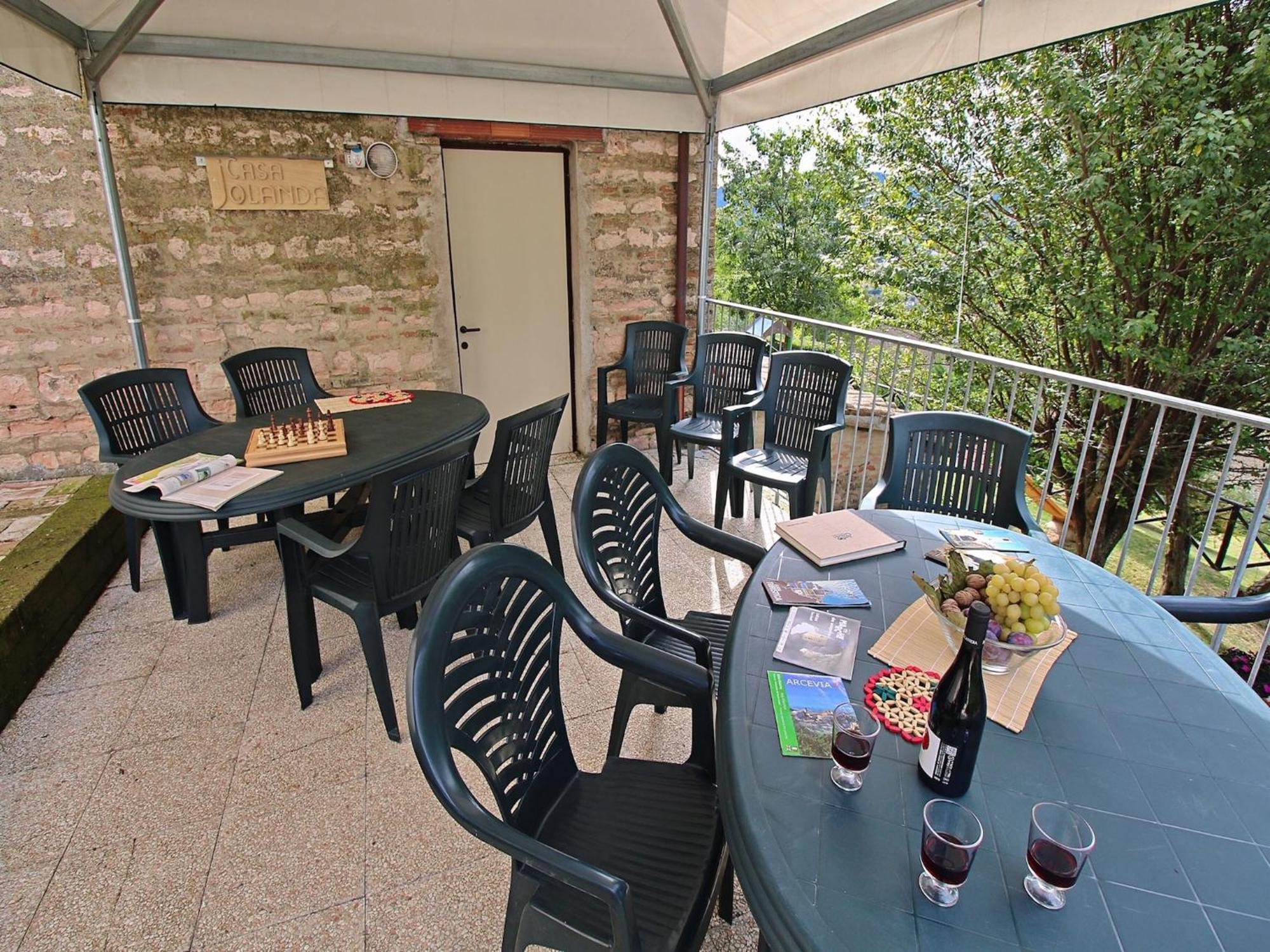 Nice Flat In Arcevia With Swimming Pool Exterior foto