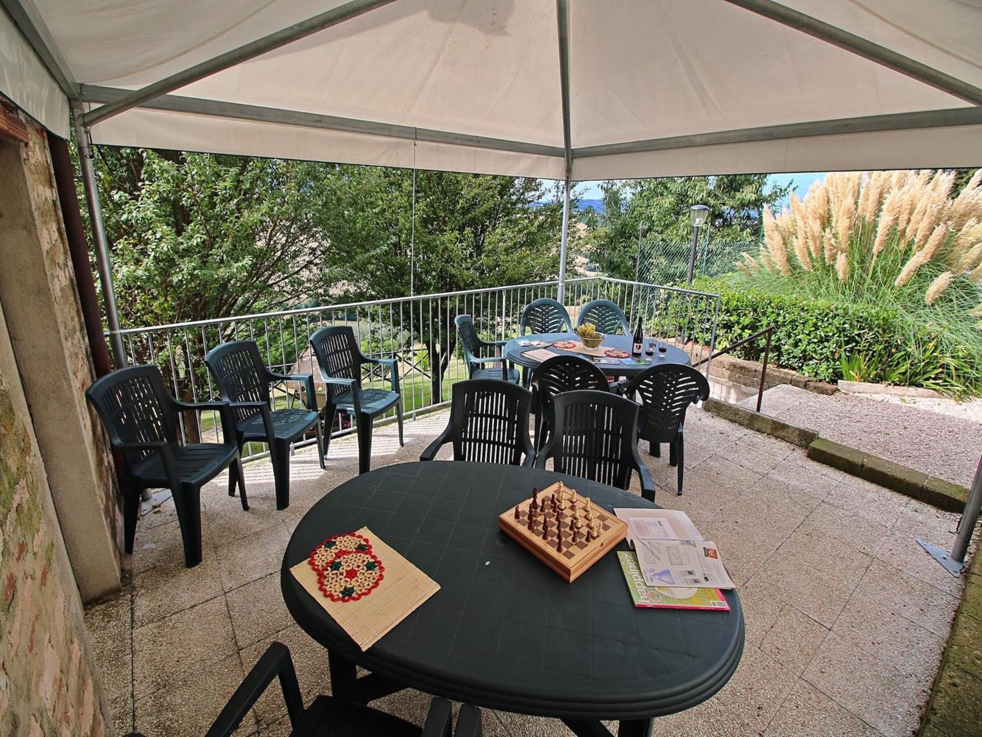 Nice Flat In Arcevia With Swimming Pool Exterior foto