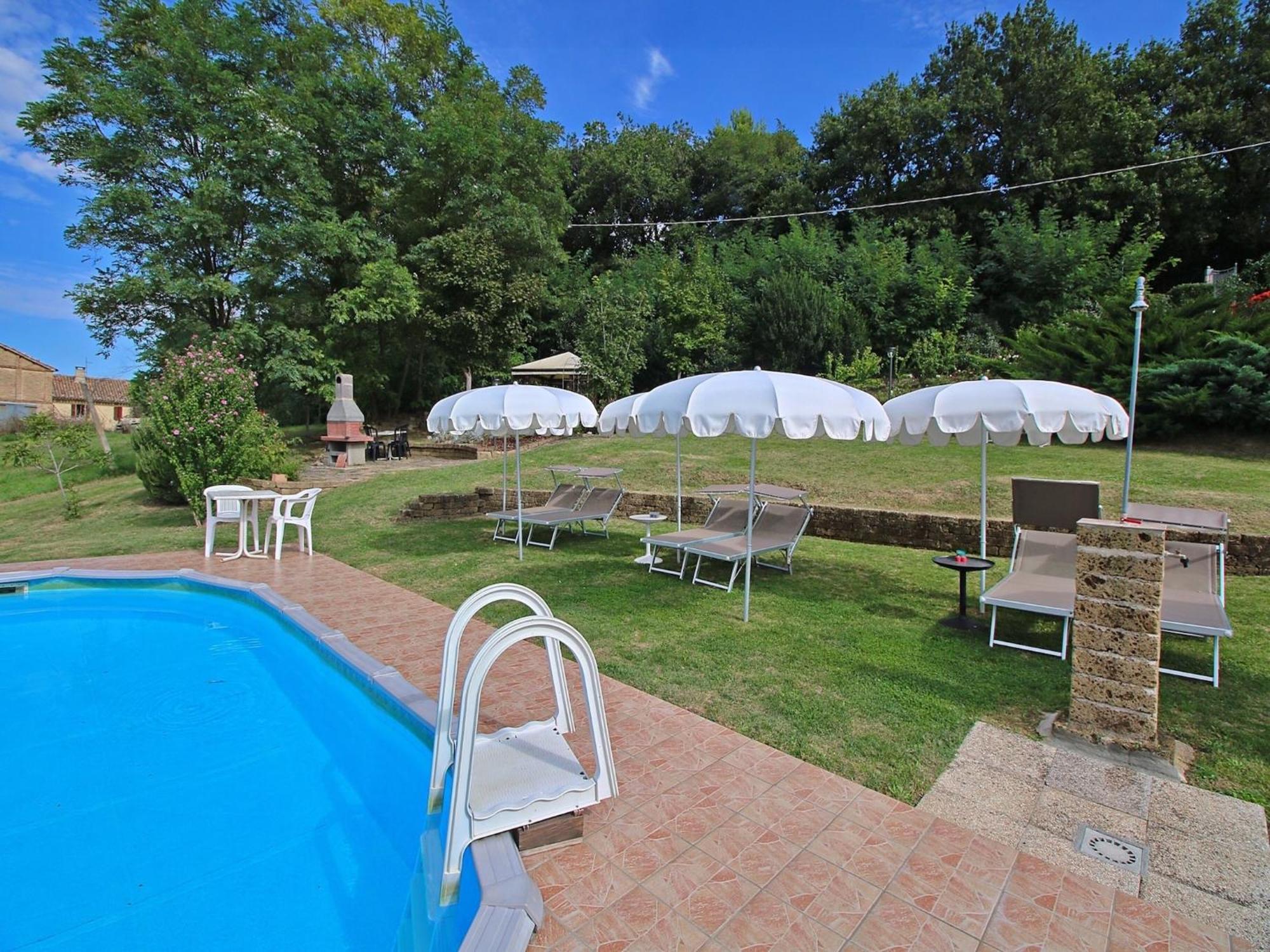 Nice Flat In Arcevia With Swimming Pool Exterior foto